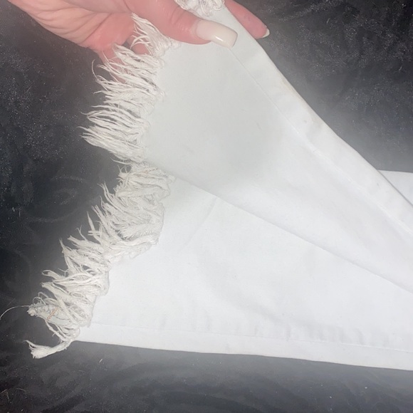 Light blue stretchy comfy fit /stylish jeans! Fits Real Small, XS or Even XXS :) - Picture 6 of 9